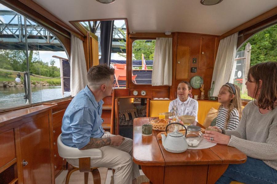Sealov Hebergements Insolites- Linge, Menage Et Velos Inclus Botel