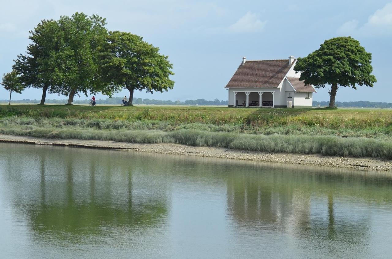 Sealov Hebergements Insolites- Linge, Menage Et Velos Inclus